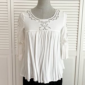 En Crème White Cottage Blouse